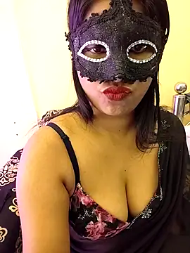 Snapshot of hoty_sonali chatting on 11/22/25, 05:06 hoty sonali online show from 11/22/25, 05:06