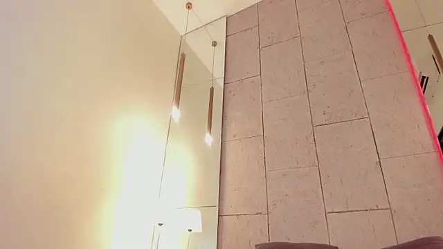 EllyMiller online show from 11/19/25, 03:17