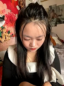 Julia-Elsa online show from 09/17/25, 03:41