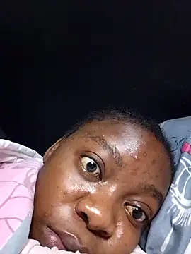 Snapshot of sexyhotchic93 chatting on 09/30/25, 12:59 sexyhotchic93 online show from 09/30/25, 12:59