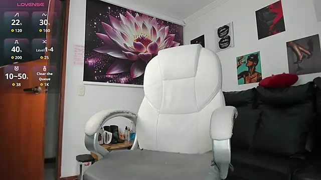 lycoris 19 online show from 09/25/25, 08:45