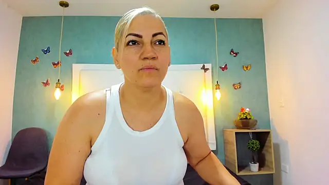 Heidy milf online show from 09/26/25, 08:02