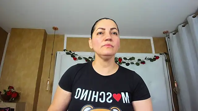 Heidy milf online show from 05/12/26, 07:44
