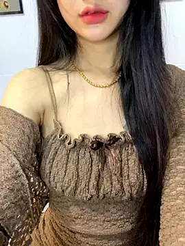 Snapshot of Sexlove_bb chatting on 10/25/25, 10:48 Sexlove bb online show from 10/25/25, 10:48