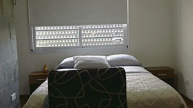 maria8282 online show from 09/29/25, 04:34