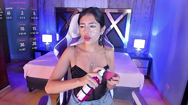 Snapshot of sweet-muse chatting on 10/24/25, 11:50 sweet-muse online show from 10/24/25, 11:50