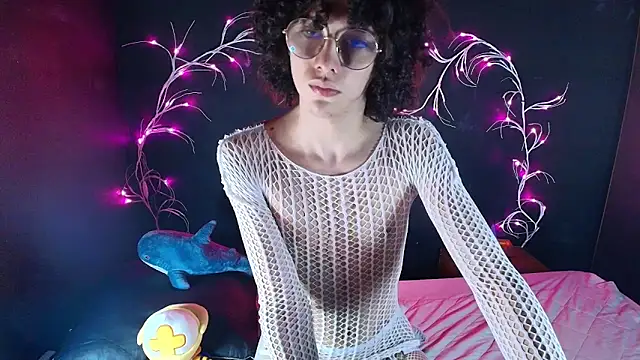 noahxtar online show from 11/14/25, 07:40