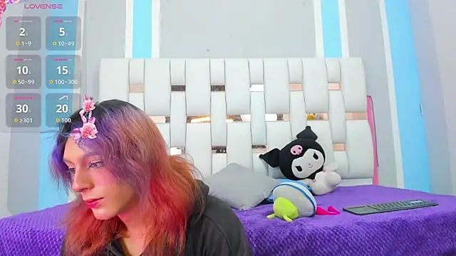 Snapshot of MilkWhore1 chatting on 10/17/25, 08:55 MilkWhore1 online show from 10/17/25, 08:55