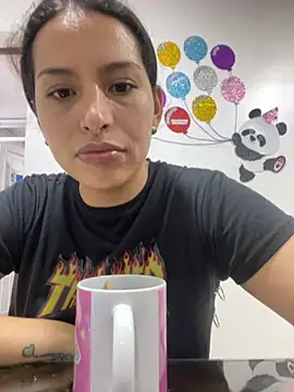 Mia garcia28 online show from 11/21/25, 07:12