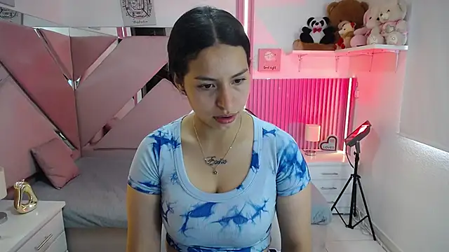 Mia garcia28 online show from 06/06/26, 01:49