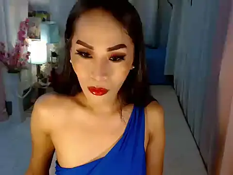 Snapshot of RomanticPearlTS chatting on 09/21/25, 11:17 RomanticPearlTS online show from 09/21/25, 11:17