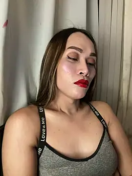 RomanticPearlTS online show from 05/18/26, 01:13