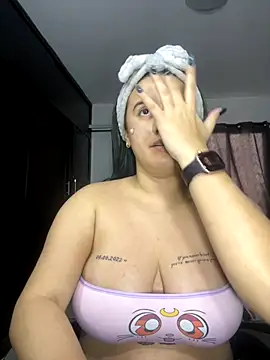 Lana Herondale online show from 10/29/25, 08:54