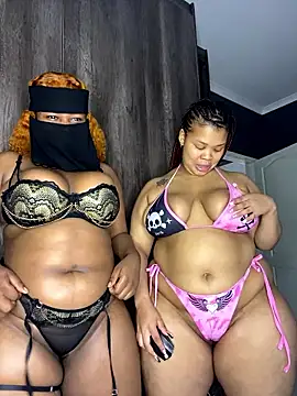 Snapshot of Thick_Ass_Barbiie chatting on 01/18/26, 02:32 Thick Ass Barbiie online show from 01/18/26, 02:32