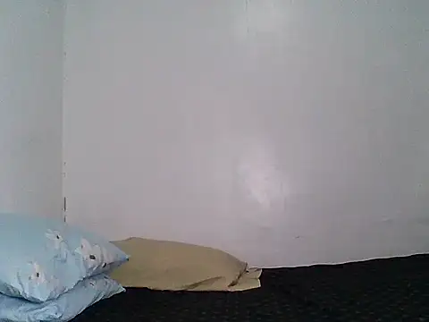 Snapshot of nhayasquirt chatting on 04/30/26, 10:21 nhayasquirt online show from 04/30/26, 10:21