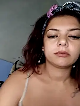 LadyNora online show from 10/30/25, 05:42