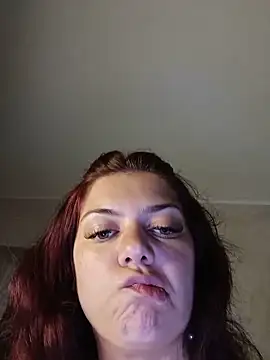 Snapshot of LadyNora chatting on 05/18/26, 07:52 LadyNora online show from 05/18/26, 07:52