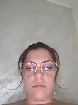 Snapshot of LadyNora chatting on 05/31/26, 06:31 LadyNora online show from 05/31/26, 06:31