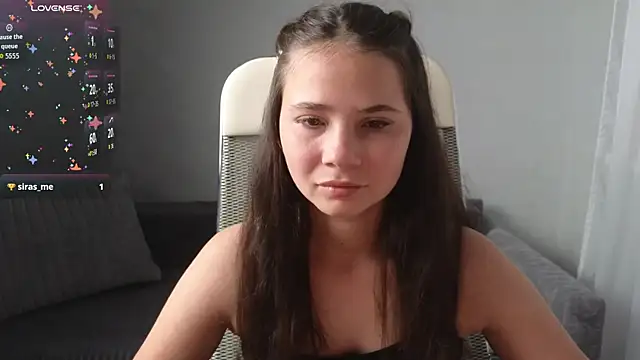 Snapshot of LuciaSenual chatting on 09/14/25, 03:22 LuciaSenual online show from 09/14/25, 03:22