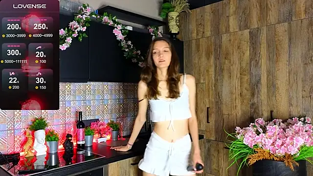 Snapshot of DebiHenks chatting on 06/14/26, 05:04 DebiHenks online show from 06/14/26, 05:04