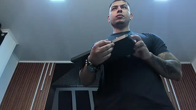 marco garciia  online show from 09/25/25, 11:08