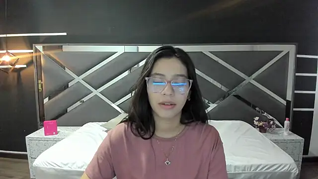 LyaScott online show from 09/11/25, 11:43