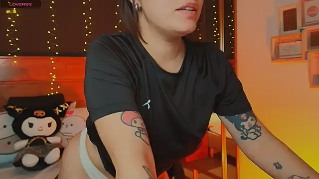 hanna kimura online show from 11/13/25, 02:54