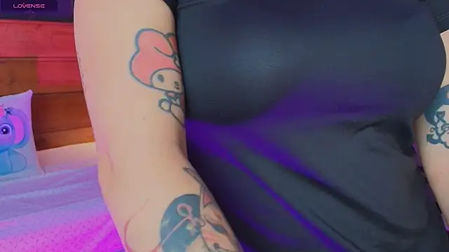 hanna kimura online show from 11/25/25, 07:36