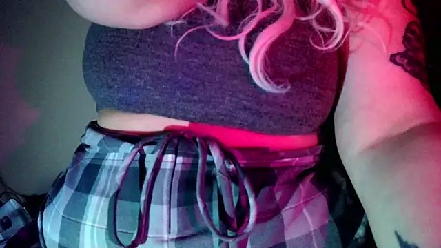 Snapshot of VanessaSpade chatting on 03/05/26, 11:12 VanessaSpade online show from 03/05/26, 11:12