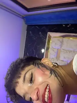 DayanaDG online show from 11/14/25, 01:04