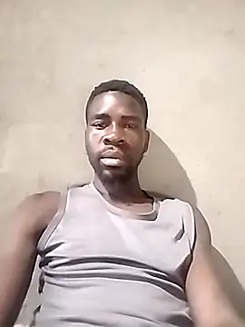 Snapshot of fakazasak chatting on 11/14/25, 10:25 fakazasak online show from 11/14/25, 10:25