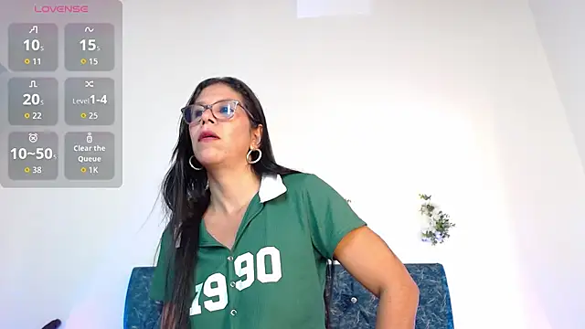 Snapshot of biianca_1 chatting on 09/28/25, 04:56 biianca 1 online show from 09/28/25, 04:56