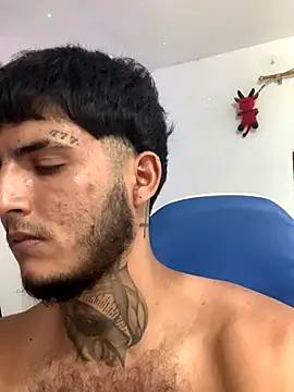 Snapshot of Lord_Luciferhot_Dirty666 chatting on 10/17/25, 10:01 Lord Luciferhot Dirty666 online show from 10/17/25, 10:01