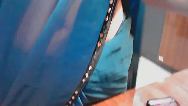 elize   online show from 10/29/25, 12:57