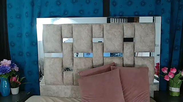 Snapshot of AmbarSmit chatting on 11/11/25, 08:42 AmbarSmit online show from 11/11/25, 08:42