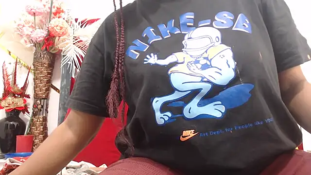 Snapshot of AmbarSmit chatting on 11/16/25, 01:17 AmbarSmit online show from 11/16/25, 01:17