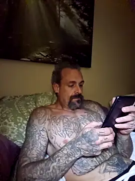 Snapshot of sethdarby chatting on 09/17/25, 06:15 sethdarby online show from 09/17/25, 06:15