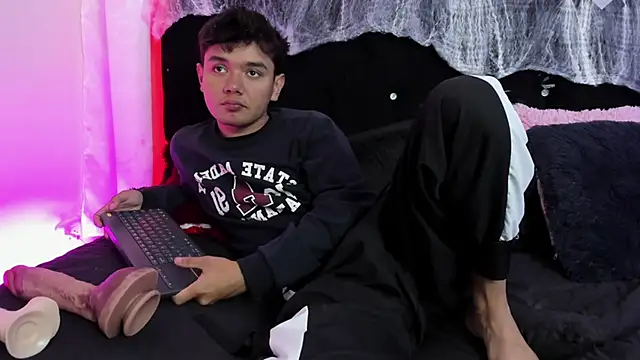 kody sexy online show from 10/23/25, 12:15