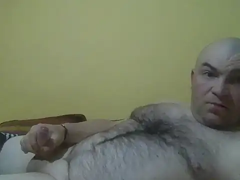 Snapshot of habartek85 chatting on 09/12/25, 09:04 habartek85 online show from 09/12/25, 09:04