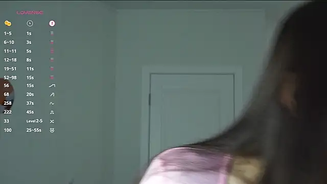 ViolaVow online show from 10/05/25, 02:43