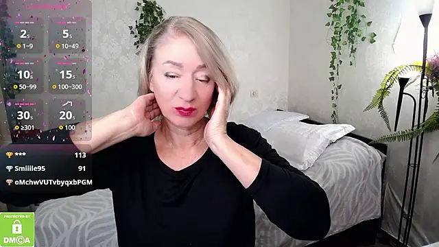 Snapshot of hunters_woman chatting on 10/11/25, 02:22 hunters woman online show from 10/11/25, 02:22