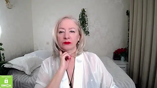 hunters woman online show from 03/05/26, 11:34