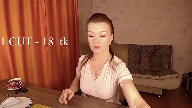 Snapshot of Milla_Vanilla_ chatting on 10/27/25, 10:52 Milla Vanilla  online show from 10/27/25, 10:52