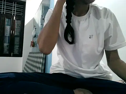 Snapshot of Aarohi_An chatting on 09/24/25, 04:32 Aarohi An online show from 09/24/25, 04:32