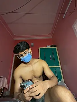 Snapshot of Mr_Cajonny0 chatting on 10/17/25, 05:26 Mr Cajonny0 online show from 10/17/25, 05:26