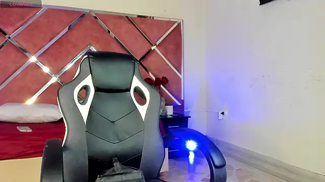 Dulce Pettit online show from 09/13/25, 12:38