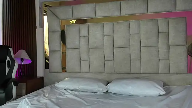 Dulce Pettit online show from 09/26/25, 12:31