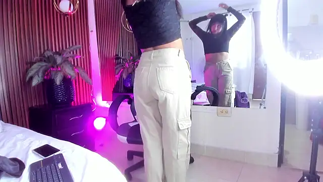 Dulce Pettit online show from 10/01/25, 12:44