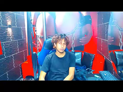 liam mcmillan online show from 09/12/25, 01:33