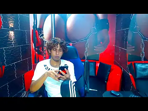 liam mcmillan online show from 09/27/25, 01:05